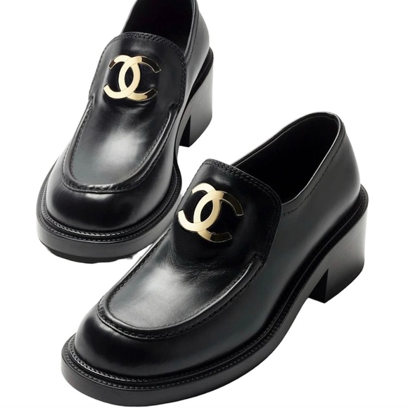 Chanel 55mm Black Calfskin Leather CC Gold Logo Block Heel Platform Loafer 39 - Picture 1 of 16